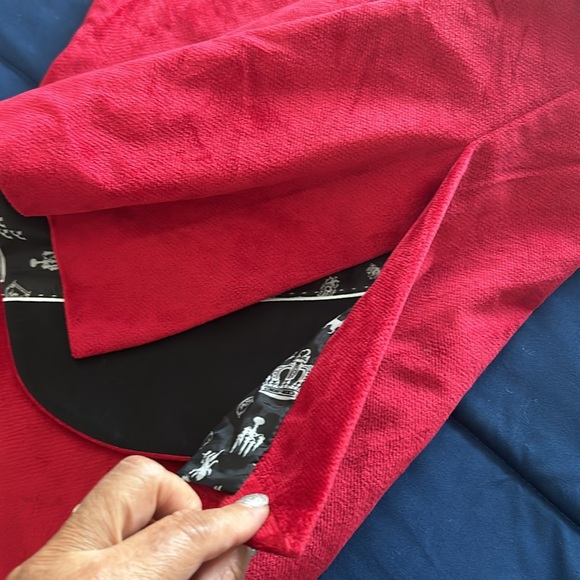 FERRECCI • Red Velvet Men’s Dress Jacket • 38R • - Picture 9 of 10